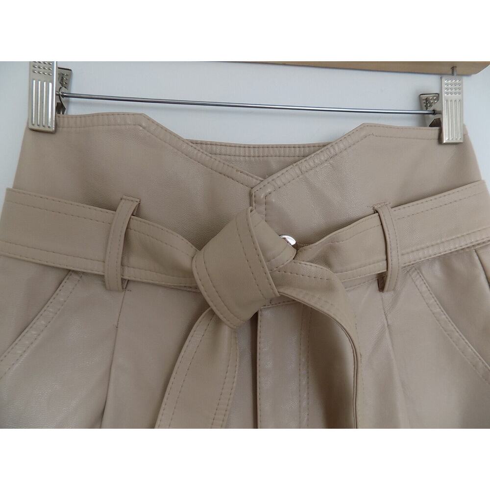 Venti6 faux leather high waisted shorts khaki belted size Small - Picture 3 of 6